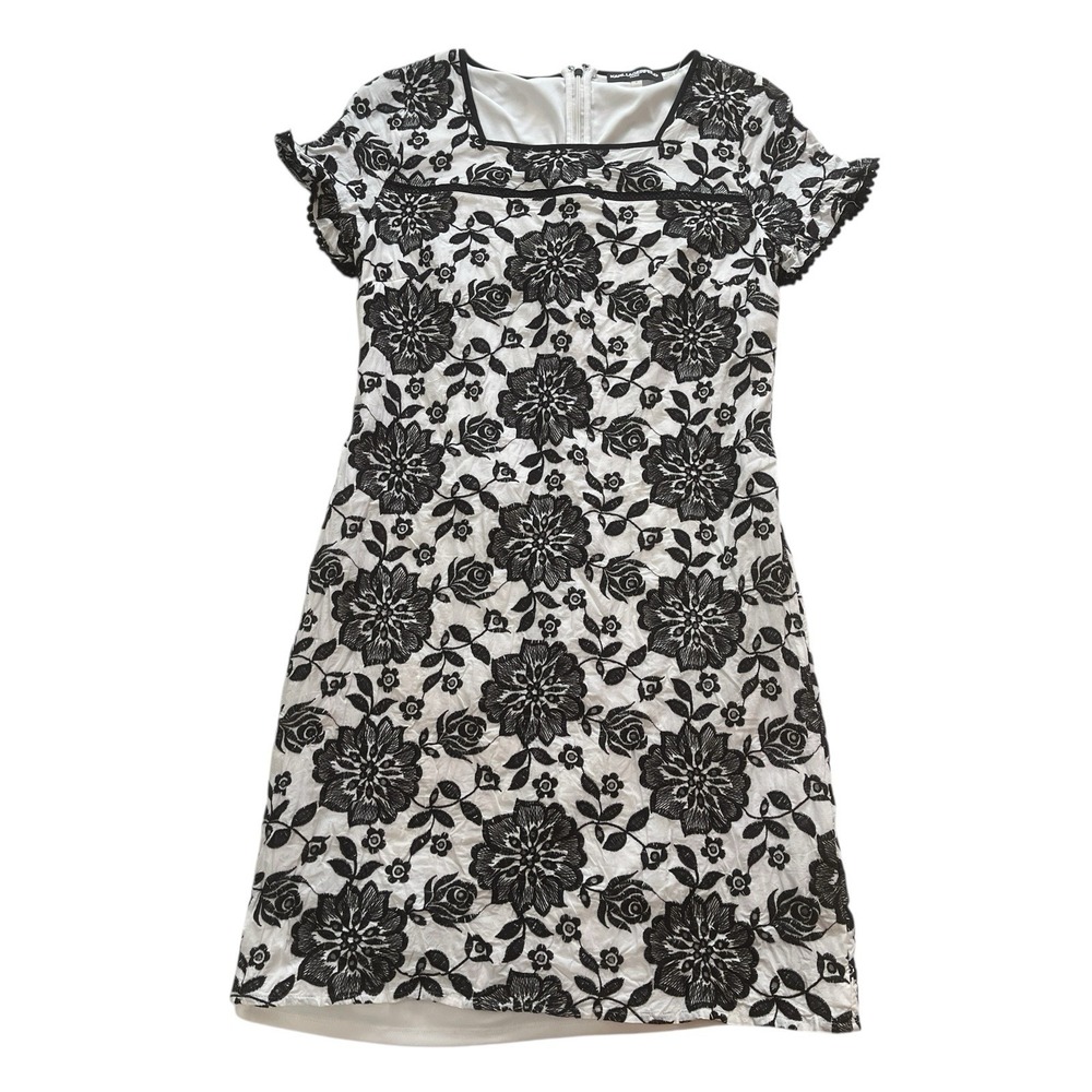 Karl Lagerfeld Size 6 Black White Floral Lace Shift Dress Square Neck Eyelet